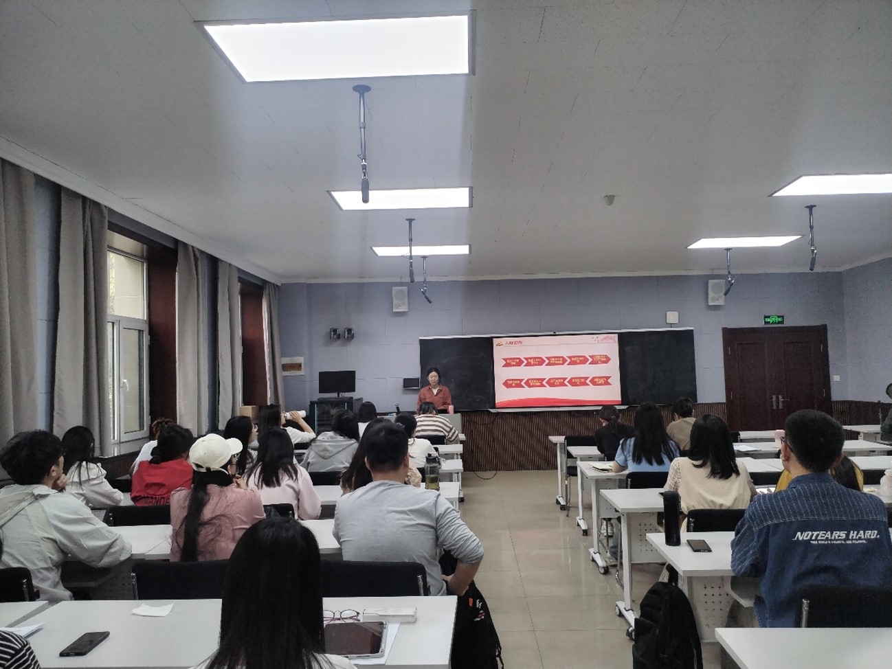 ee2fb516b7fc4de491ced10e8cb72320.jpg