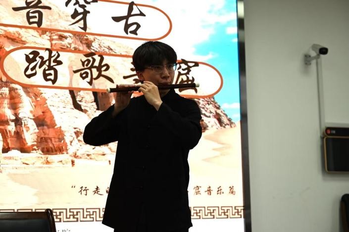 图片9.jpg